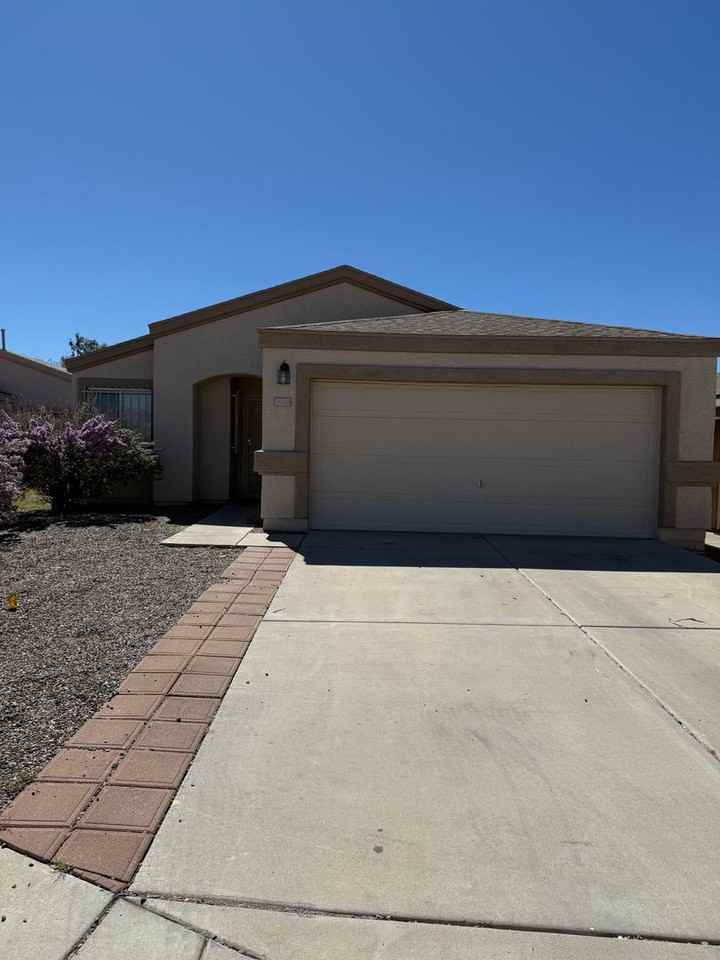 7444 E Cross Ridge Pl - Photo 2 of 21