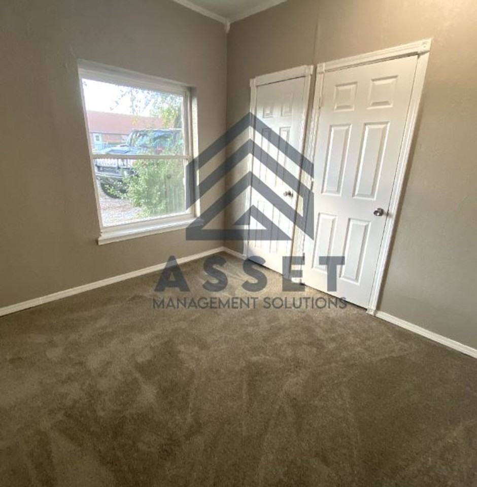 1419 S Dille Ave - Photo 7 of 13