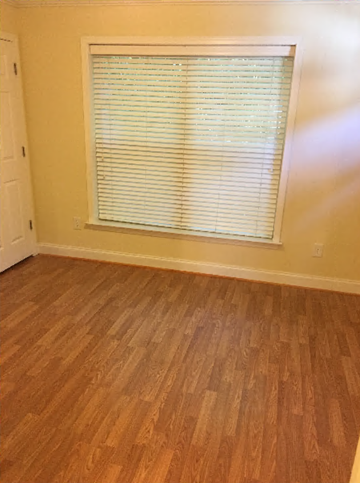 Clemson Courtyard, 9 - Photo 5 of 19