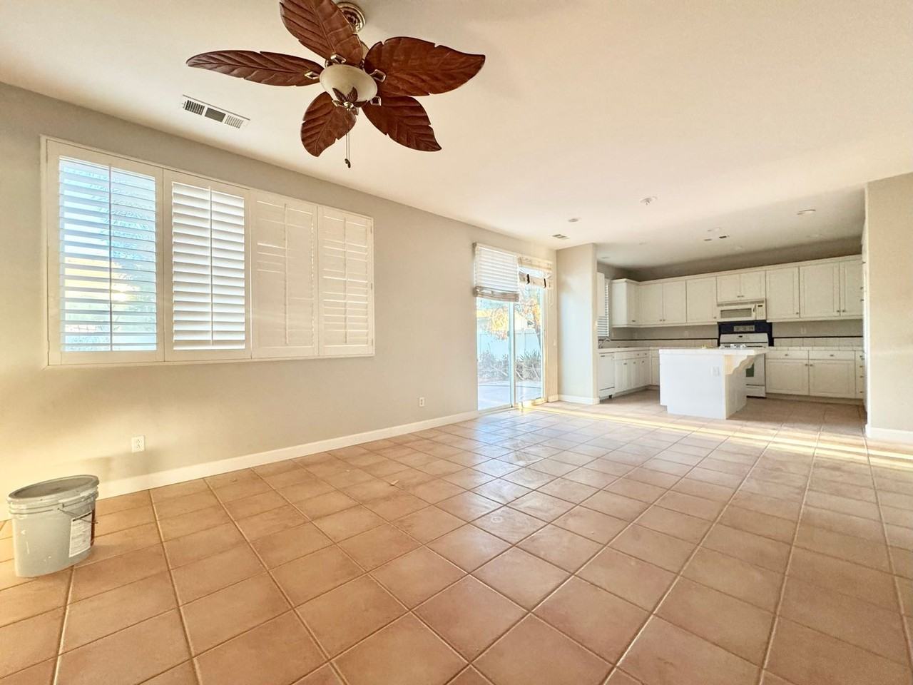 2871 Pinta Ct - Photo 5 of 38