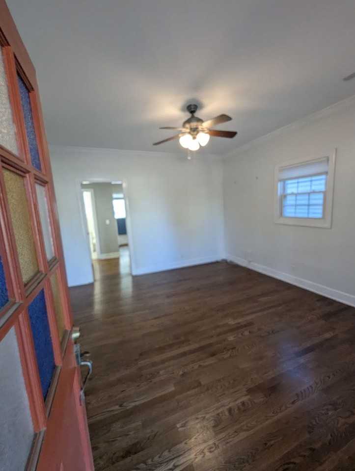 812 S 12th St - Photo 4 of 39