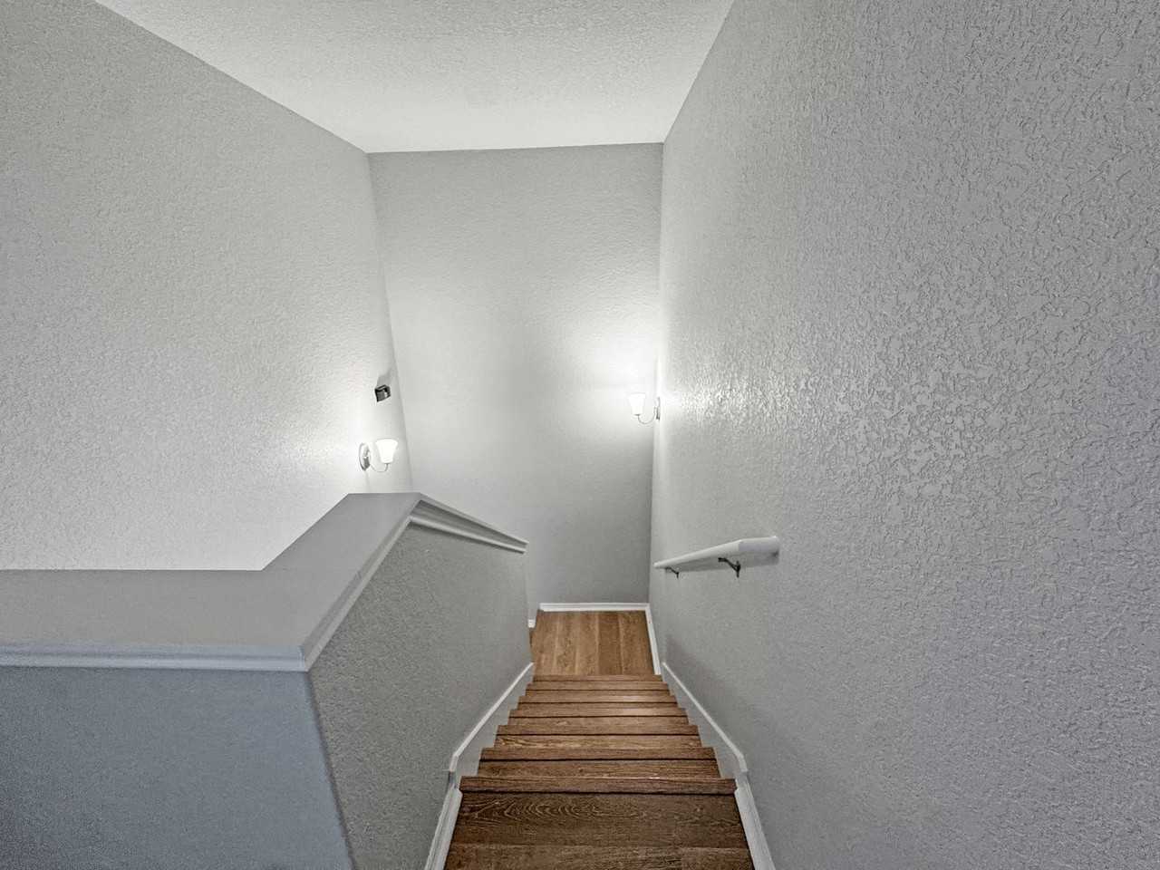 9721 Sandy Ridge Way - Photo 3 of 28