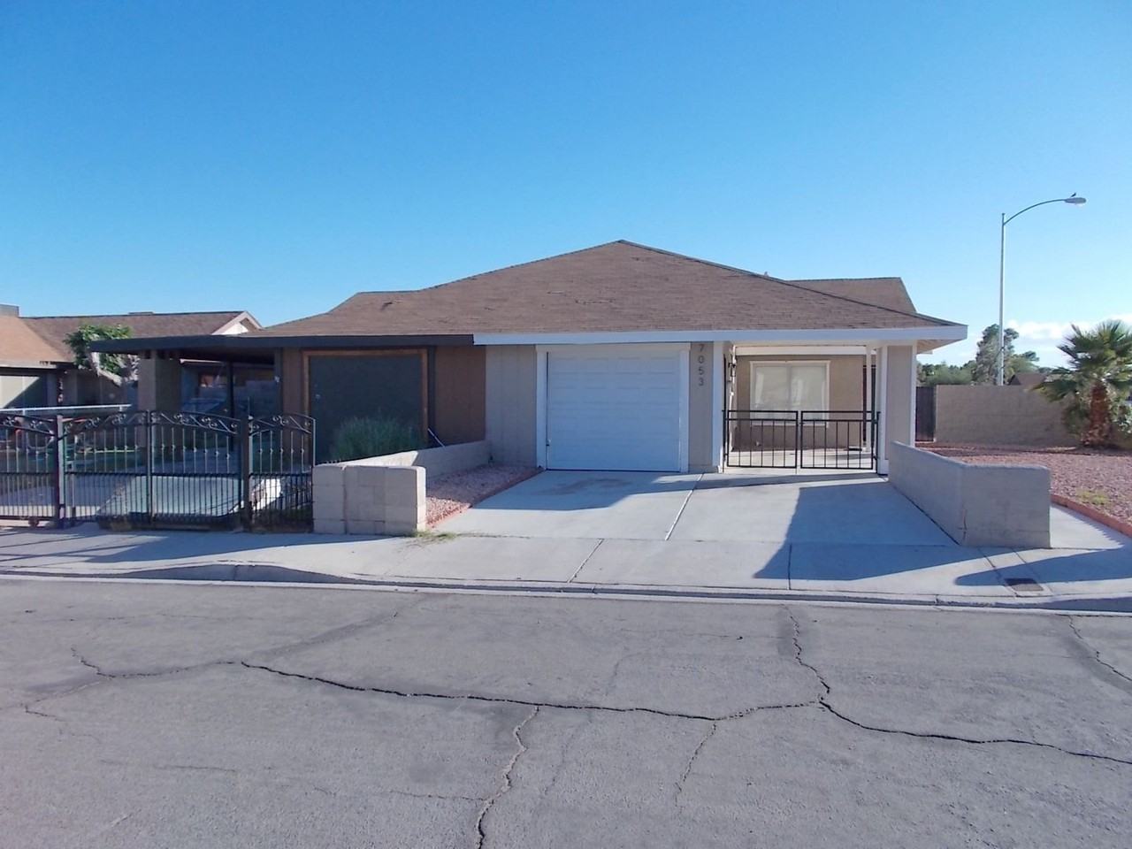 7053 Mountain Meadow Ln - Photo 2 of 28