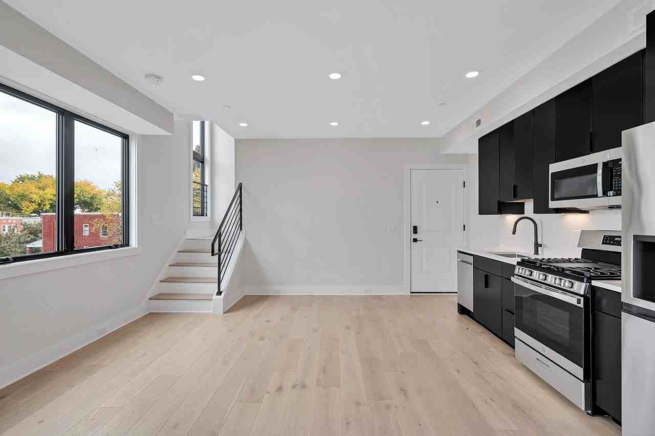 1026 18th Street NE - Photo 2 of 28