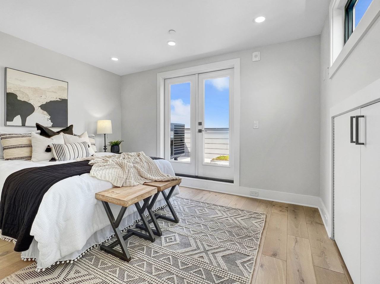 1026 18th Street NE - Photo 6 of 28