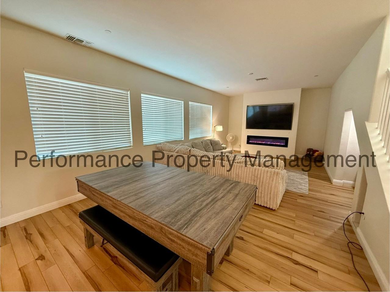 15614 Via Bassano Dr - Photo 3 of 24