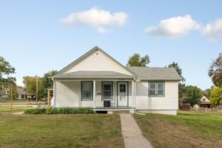 734 S Madison St - Photo 1 of 1