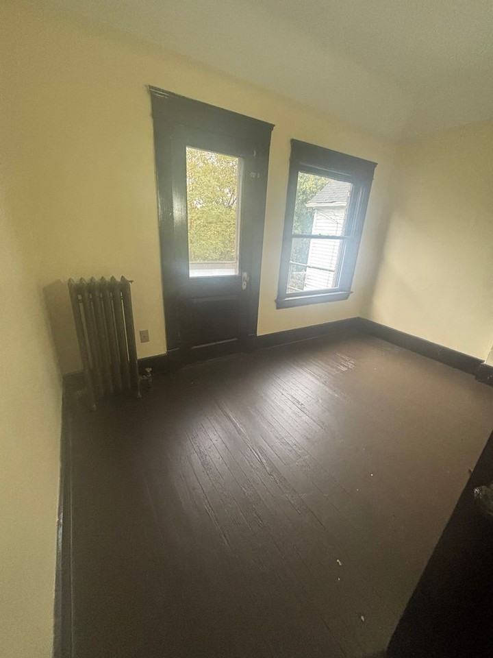 3111 West 16th Street - Photo 7 of 10