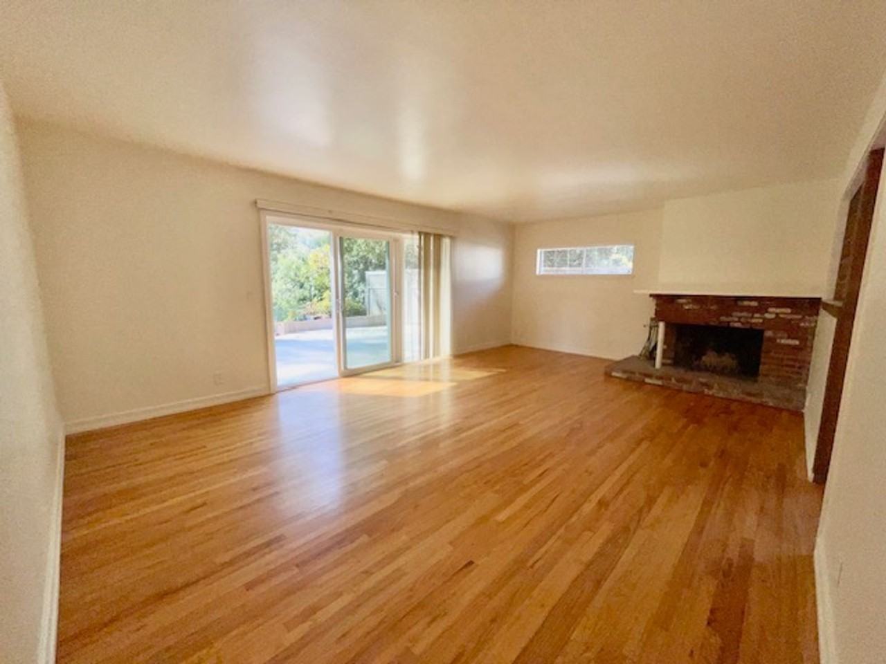 3717 Barcelona Drive - Photo 2 of 11