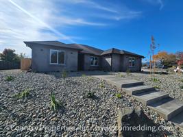 featured image of 1400 White Water Cir