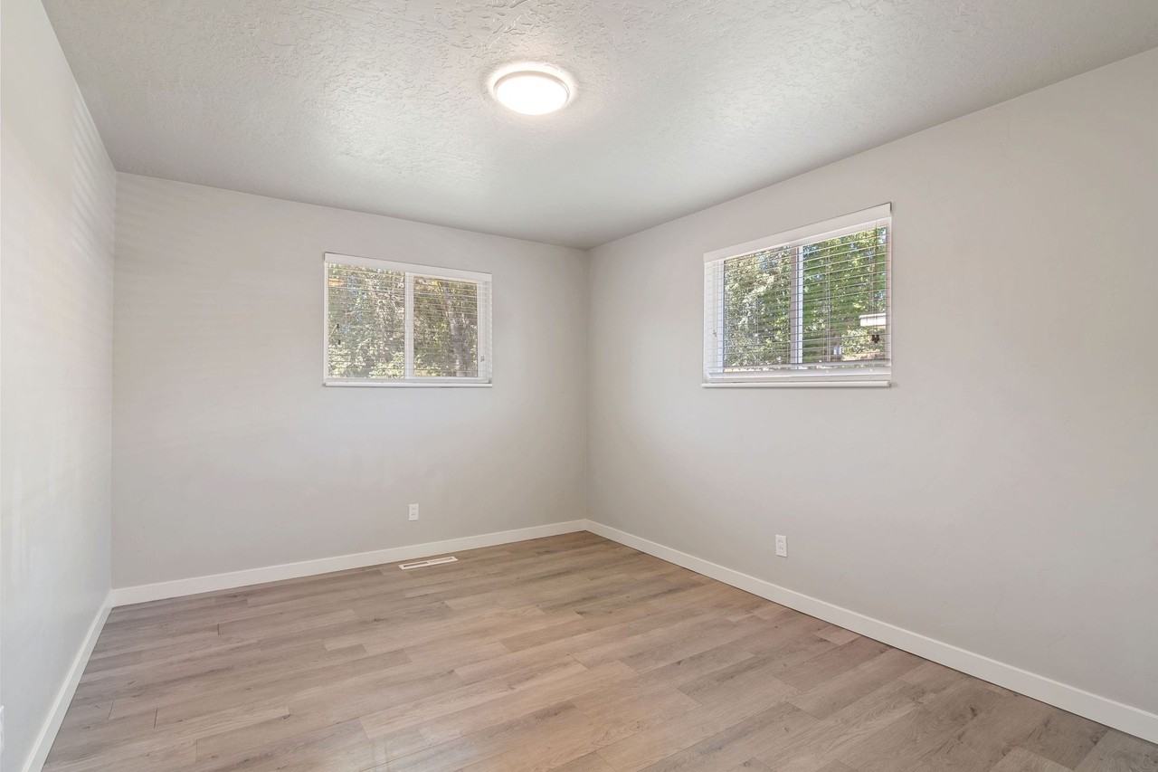 Kiene Donjean - Photo 5 of 27