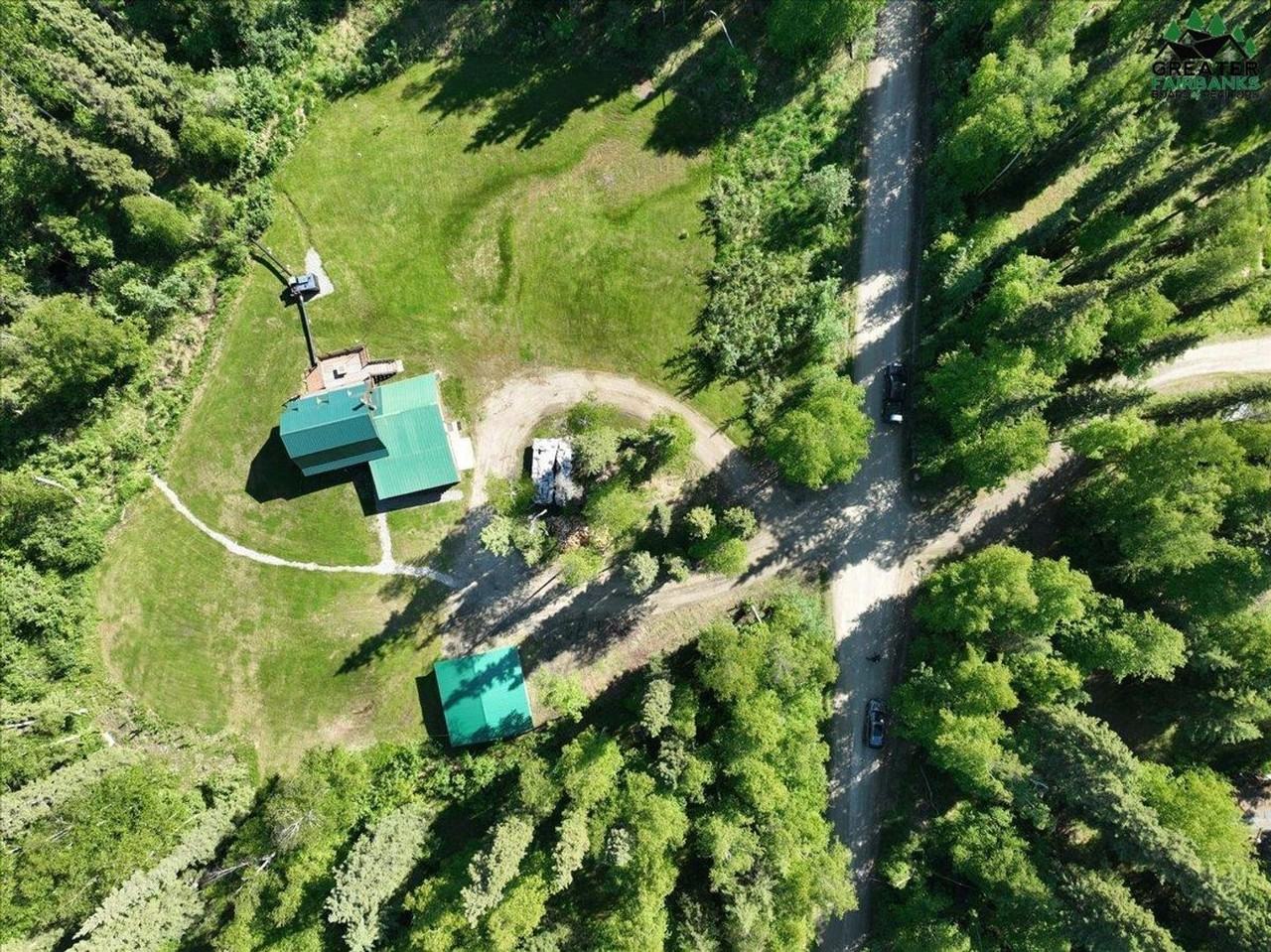 268 Breeze Road - Photo 3 of 22