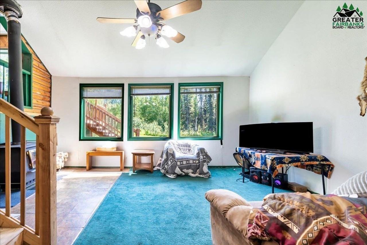 268 Breeze Road - Photo 6 of 22