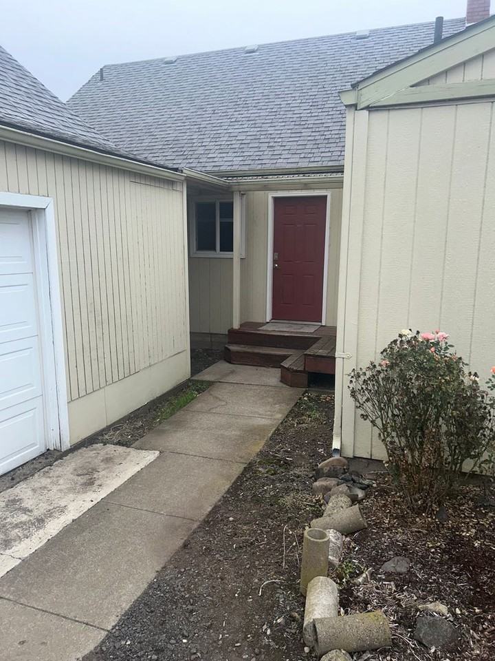 29133 Milliron Rd - Photo 6 of 32