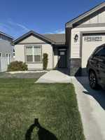 featured image of 821 E Montana Ave