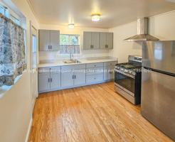 featured image of 421 E 1st St #A