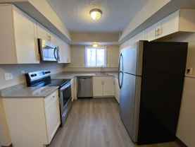 230 Campus Ave - Photo 1 of 1