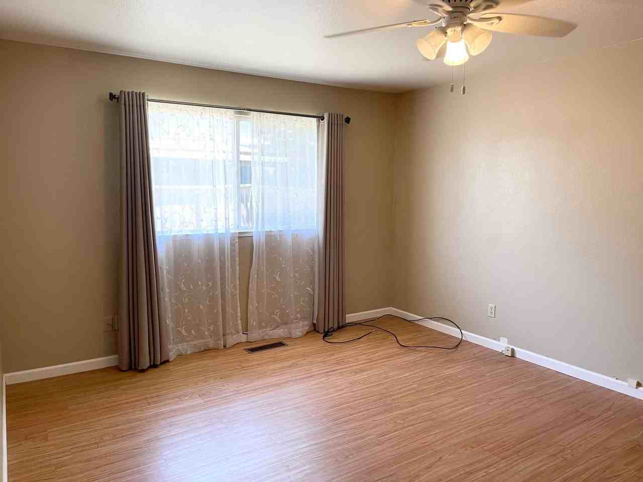 8713 Windsor Rd - Photo 6 of 13