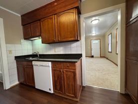 1467 Hazel St N - Photo 1 of 1