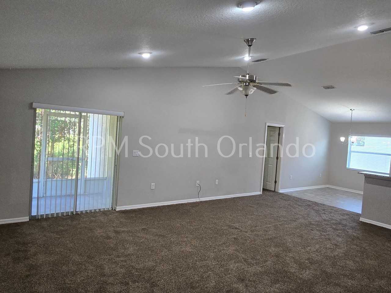 4824 Summerfield Circle - Photo 6 of 17