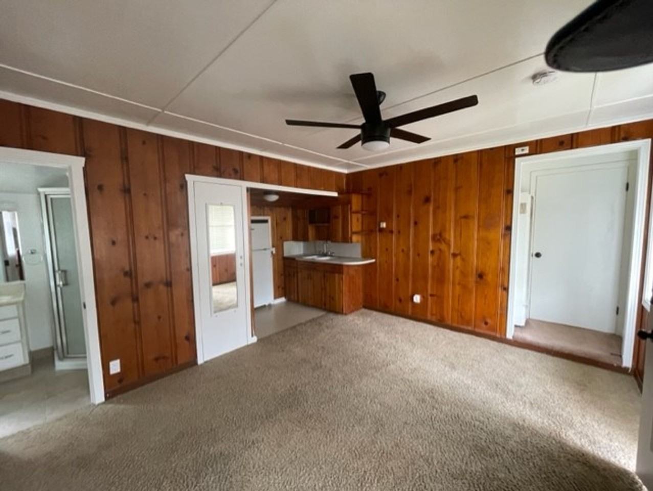 4028 Leos Ln - Photo 5 of 11