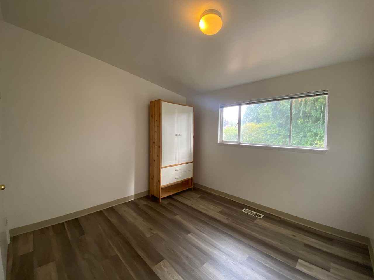 19255 Occidental Ave S - Photo 7 of 14