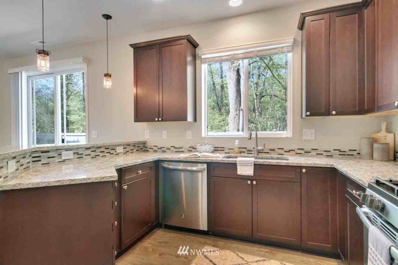 16716 80th Avenue Court East - Photo 7 of 25