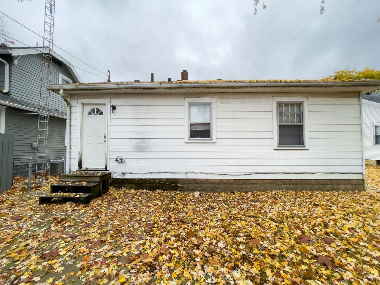 1425 W Gilbert St - Photo 3 of 32