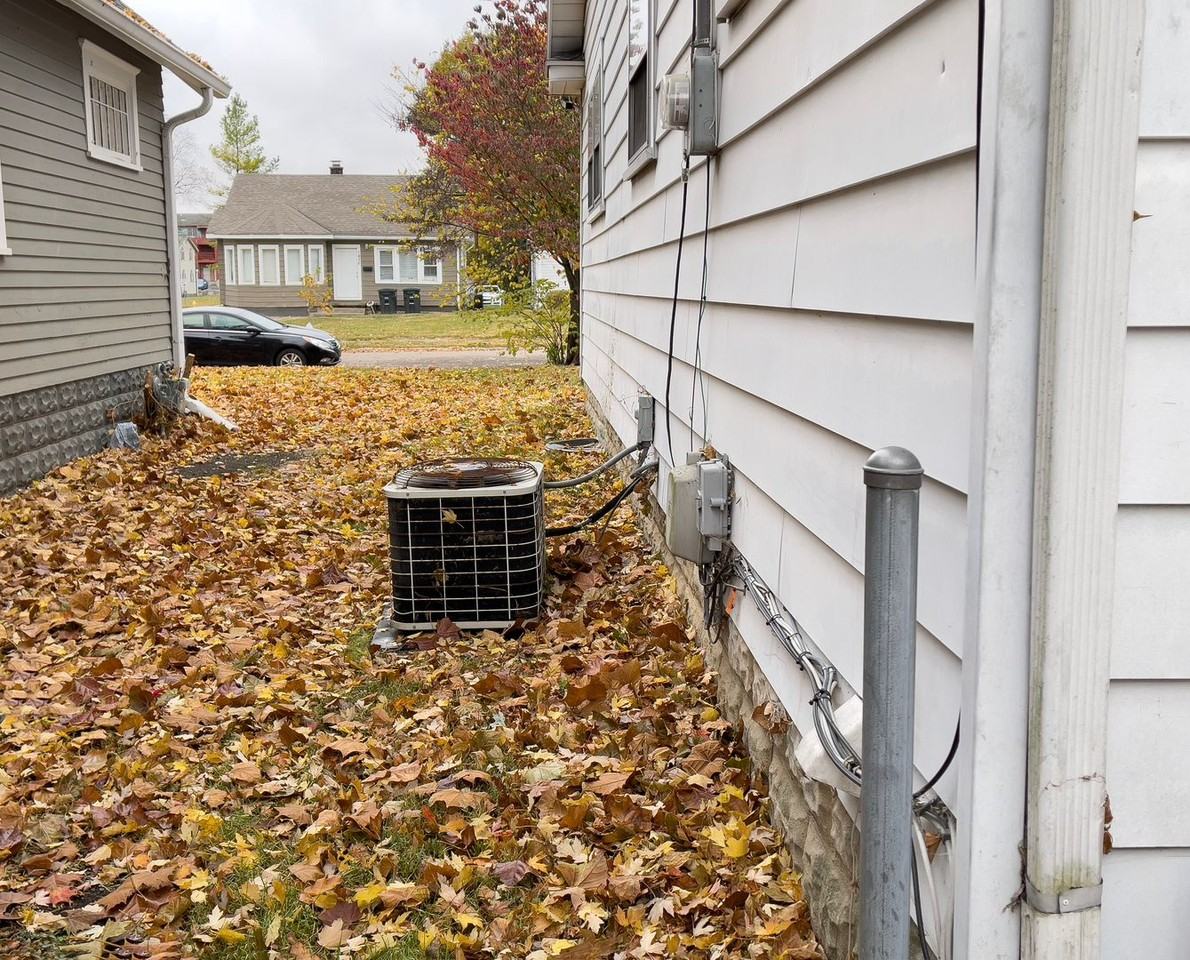 1425 W Gilbert St - Photo 5 of 32