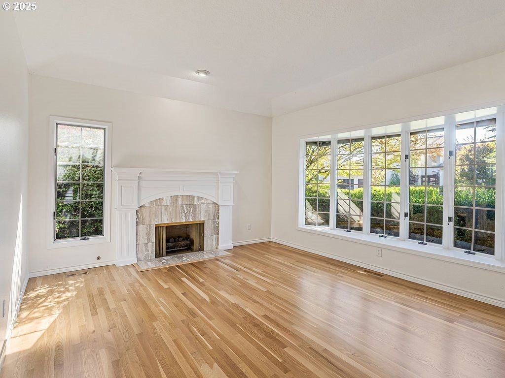 1140 Sw Fairfax Pl #NA - Photo 4 of 42