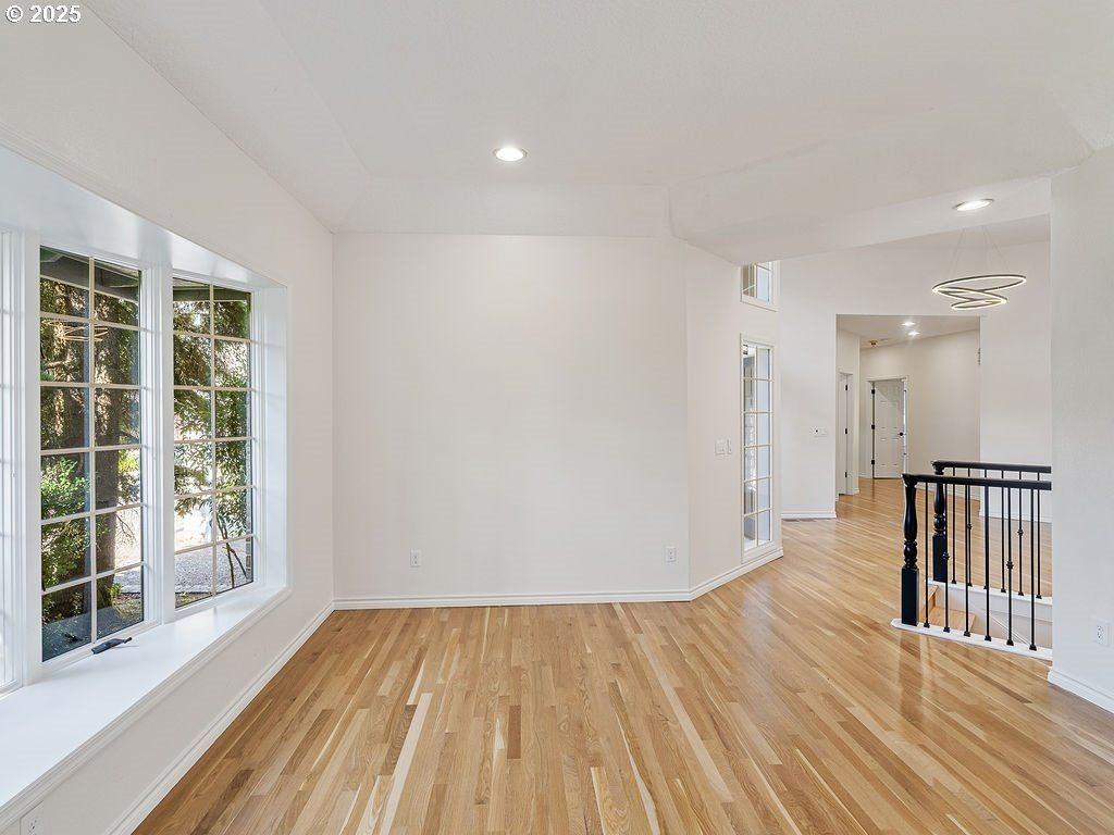 1140 Sw Fairfax Pl #NA - Photo 5 of 42