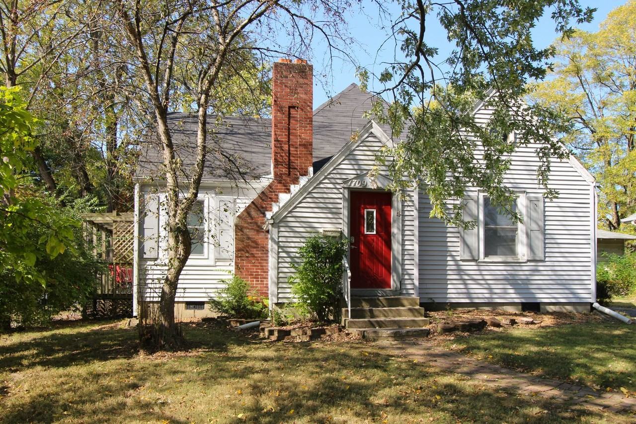 1709 North Ball Avenue - Photo 3 of 24