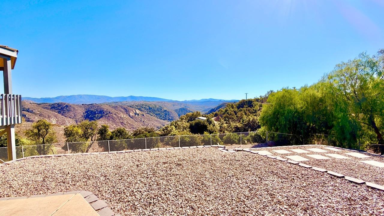 32555 Mesa Lilac Road - Photo 2 of 48