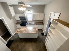 812 W University Ave - Photo 1 of 1