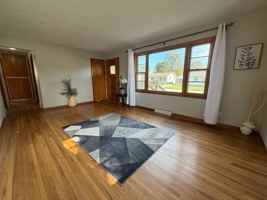 featured image of 1240 Eleanor Dr