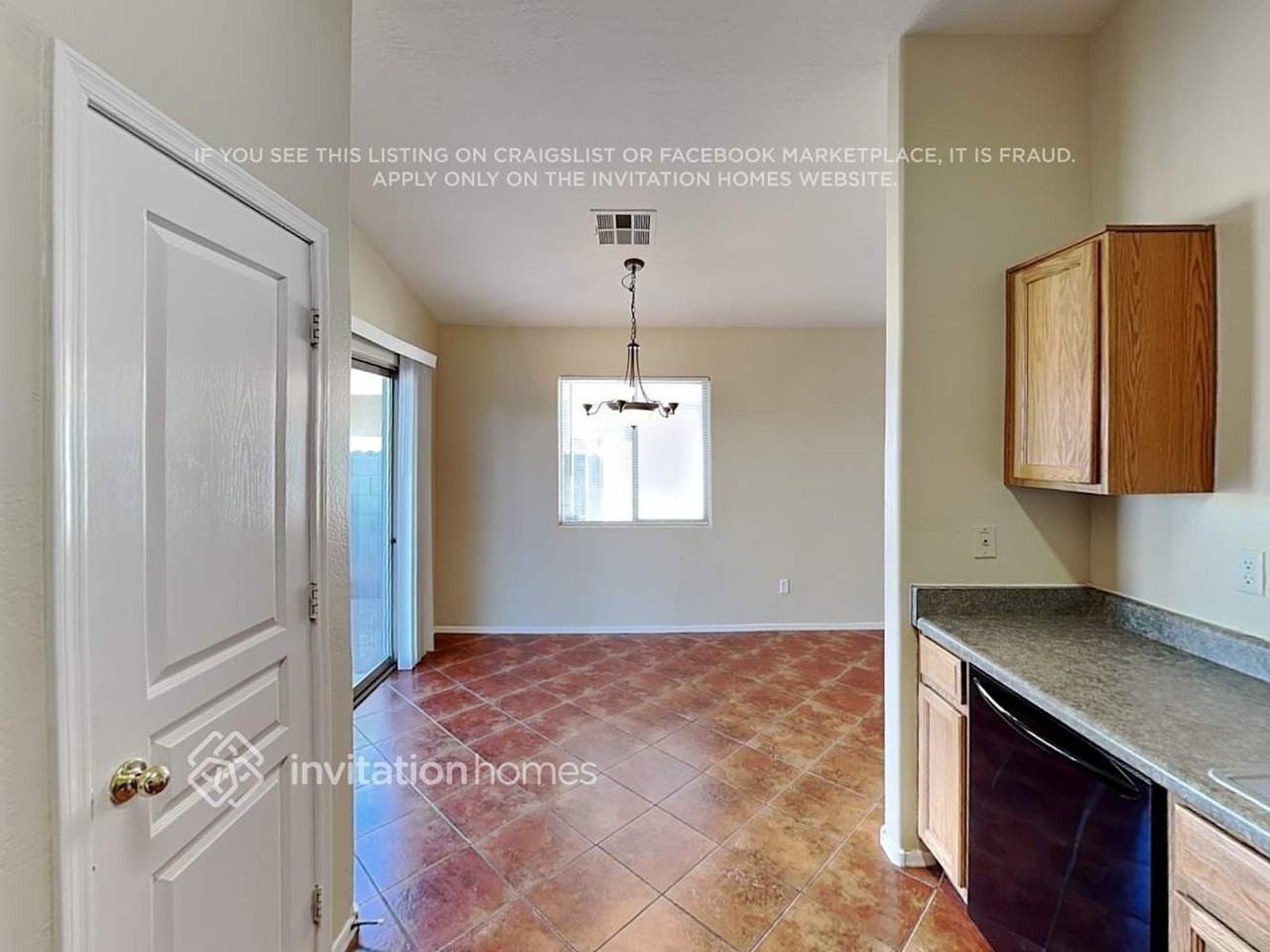 2722 South 113th Avenue - Photo 7 of 18