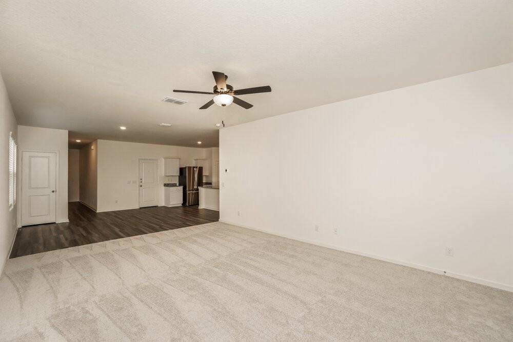 5549 Bluebell Meadow - Photo 5 of 17