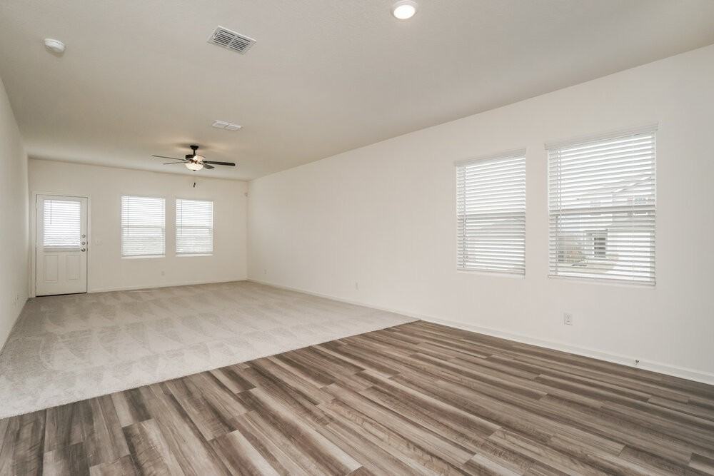 5549 Bluebell Meadow - Photo 6 of 17