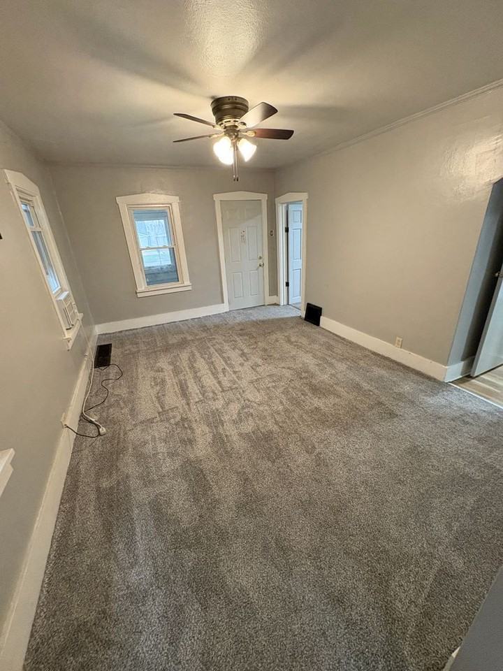 710 Ansborough Avenue - Photo 7 of 18