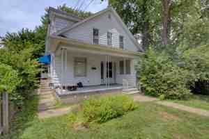 featured image of 1127 11th St