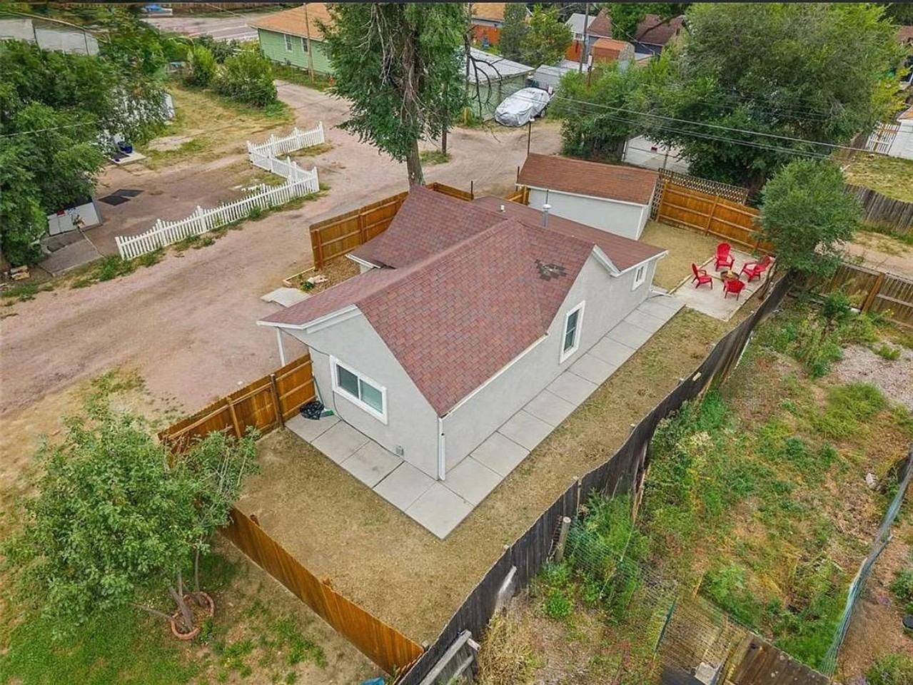 1023 East Costilla Street - Photo 2 of 18