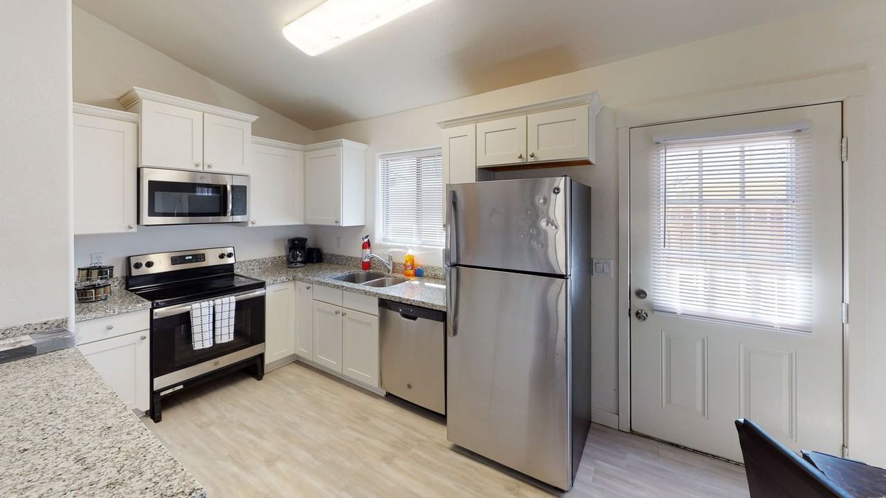 Ken-561 N 10th Pl. Show Low, AZ 85901 - Photo 6 of 14