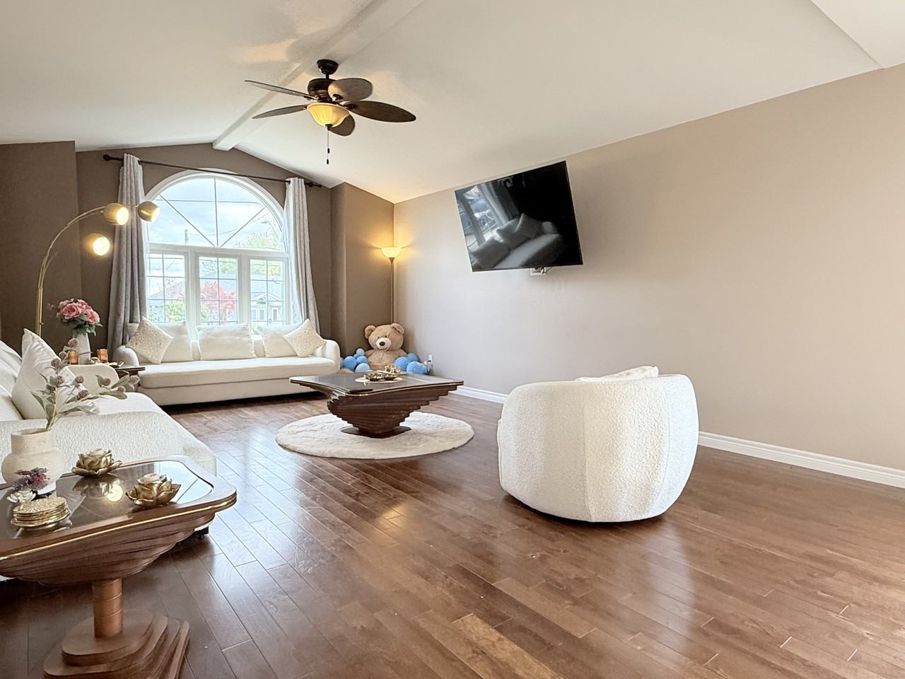 2313 Lesperance Rd #1 - Photo 5 of 44