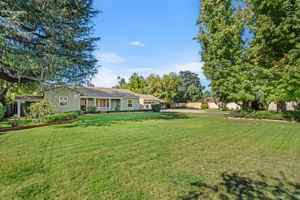 featured image of 8757 Encino Ave