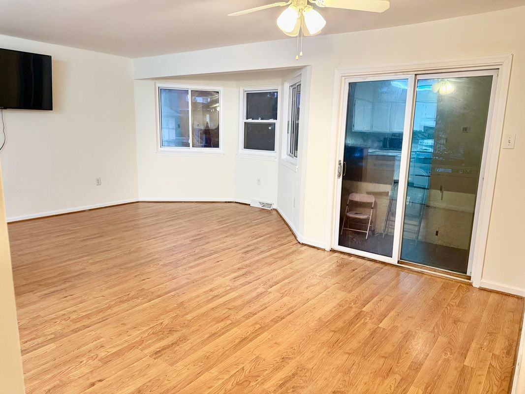 1444 Mediterranean Ave ##B - Photo 2 of 7