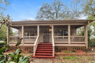 134 N Alexander St - Photo 1 of 1