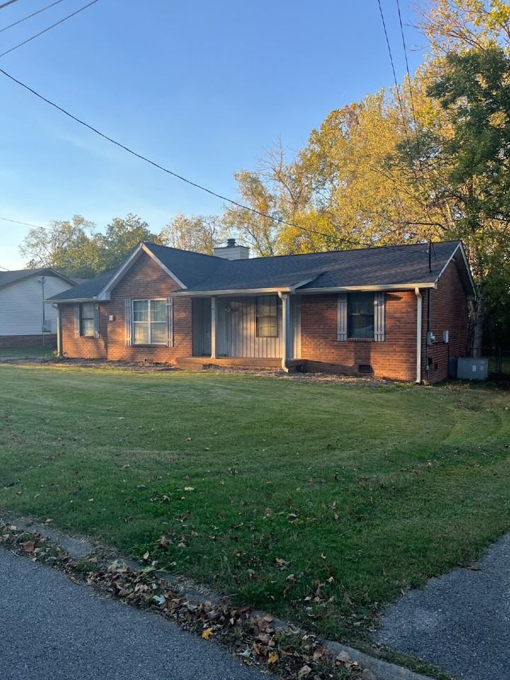 665 Dutchmans Dr - Photo 2 of 29