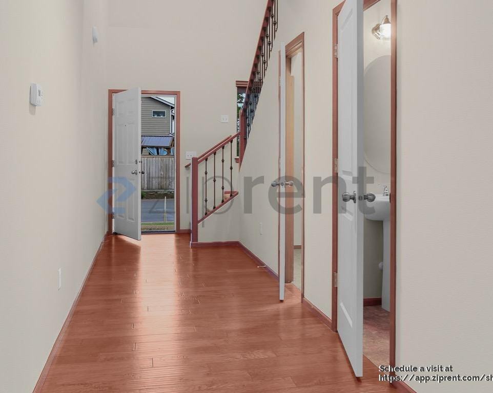 5614 147th Pl Ne - Photo 2 of 16