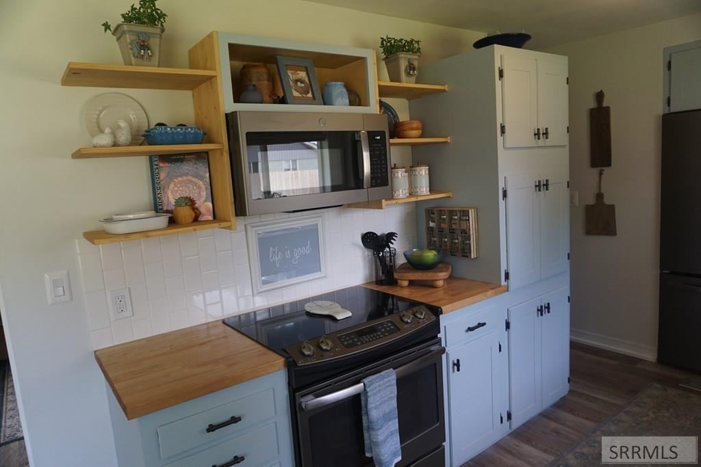 613 Sykes Dr #NA - Photo 3 of 49