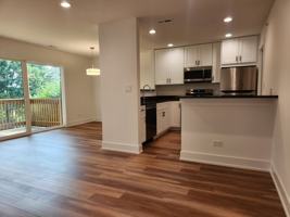 featured image of 915 S Court Of Shorewood #5